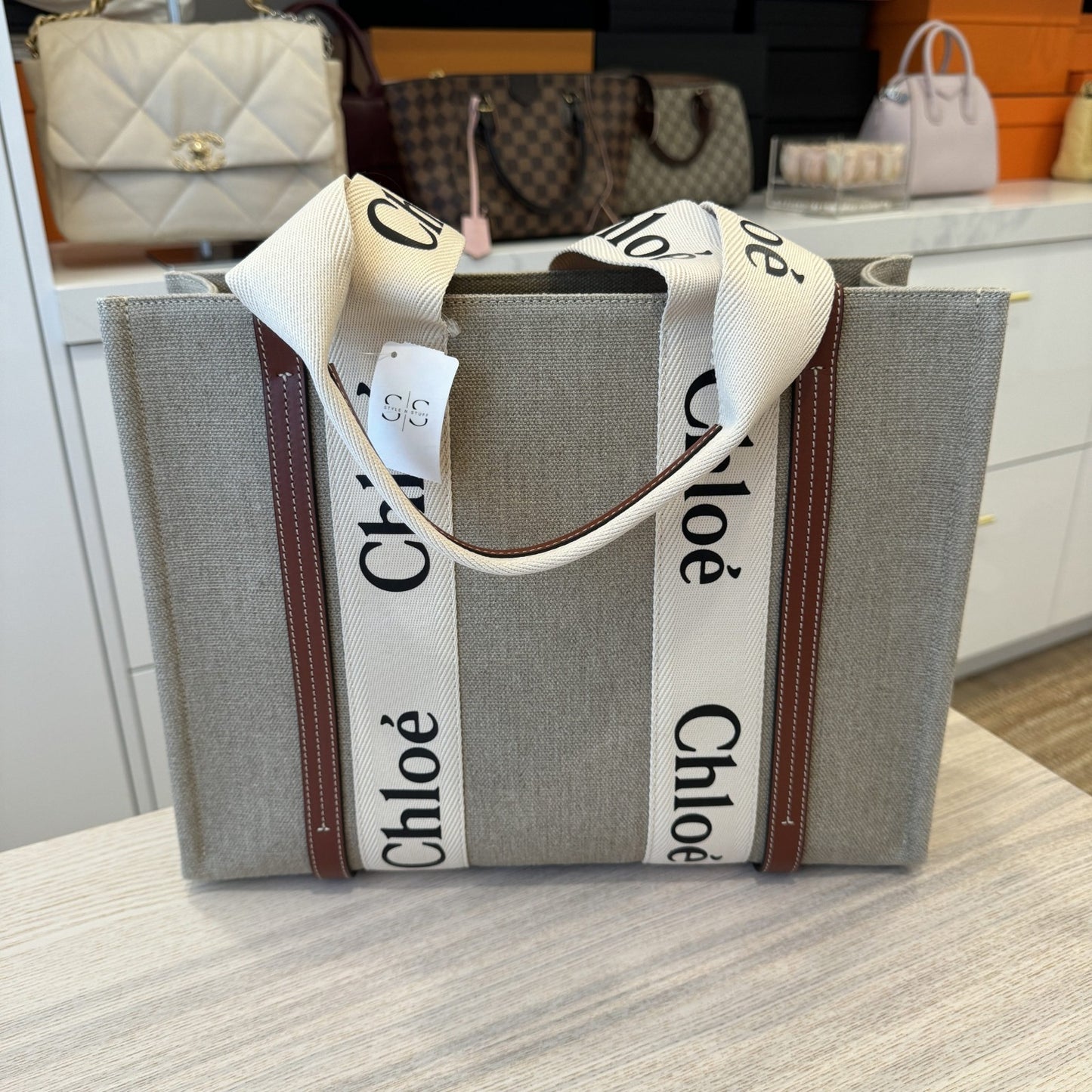Chloé Signature Shoulder Bag – Premium Imported Quality | Women’s Fashion Handbag