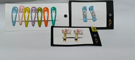 Pack of 3 Stylish Hair Clips for Girls – Mixed Designs