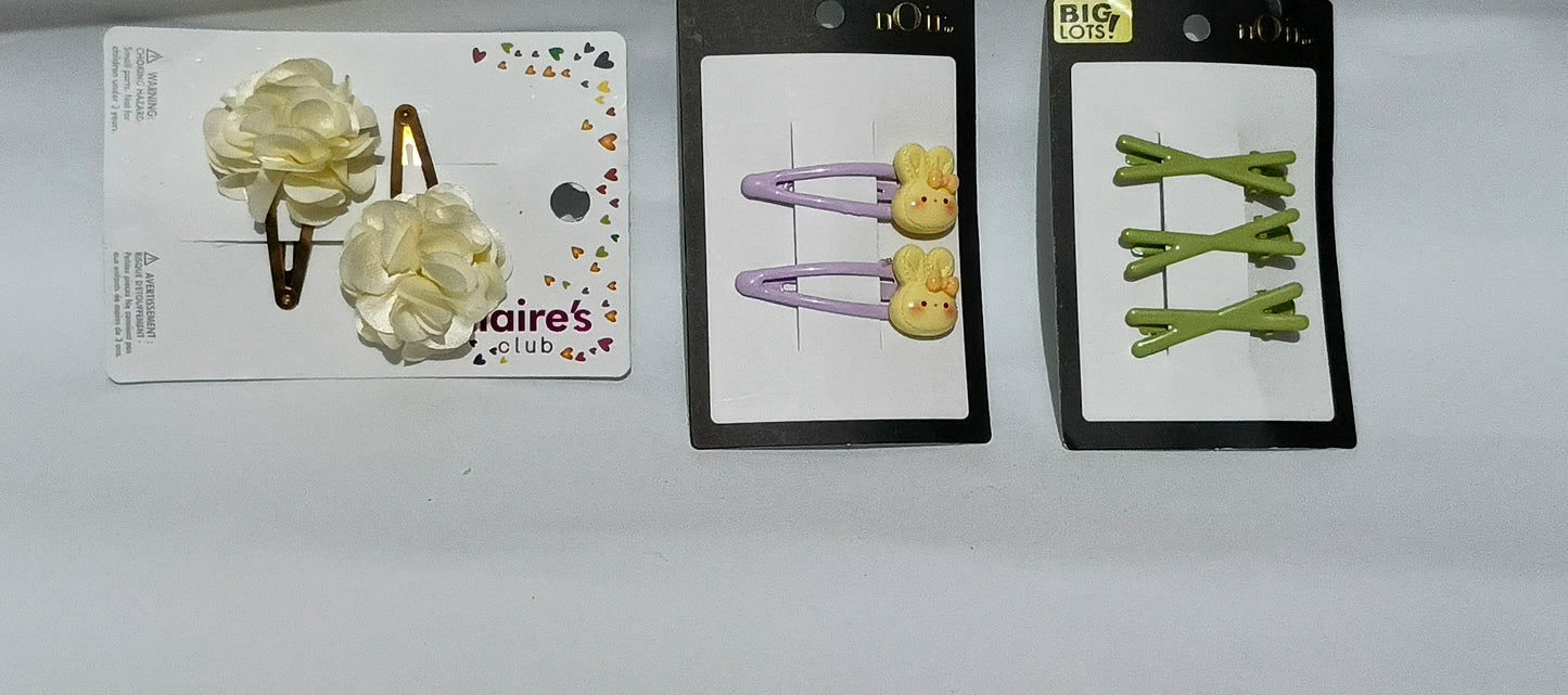 Pack of 3 Stylish Hair Clips for Girls – Mixed Designs